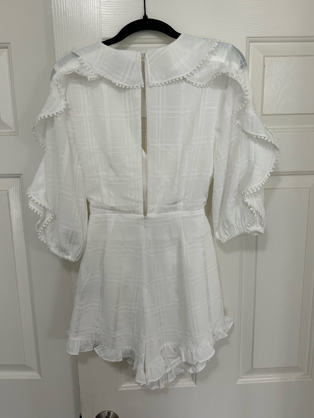 MAJORELLE White Ruffled Romper - Picture 2 of 4